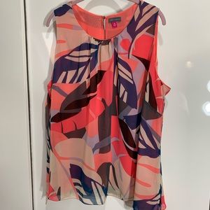 Multi colored sleeveless blouse - Vince Camuto